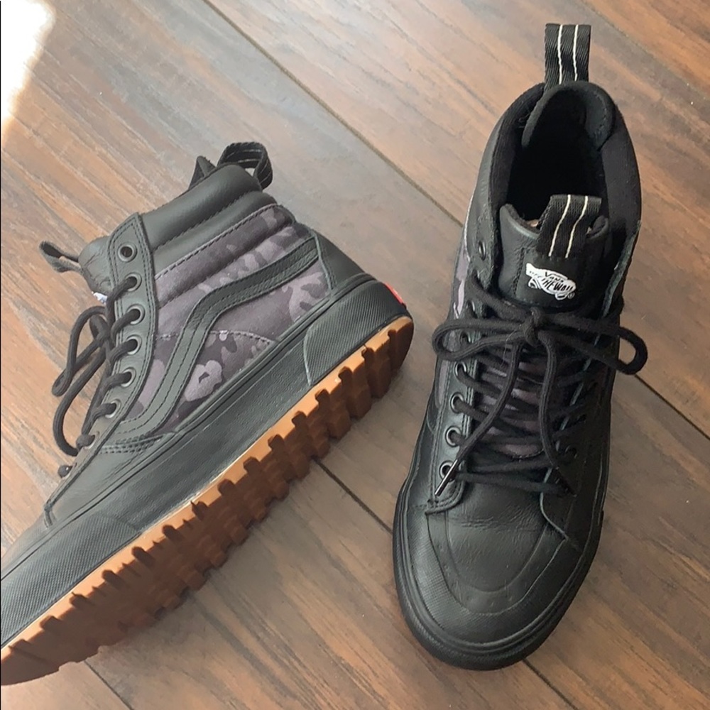Vans Sk8 Hi MTE 2.0 DX Skate Shoe